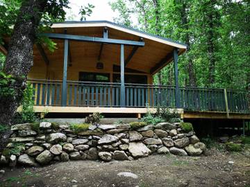 Cottage pour 6 personnes, avec jardin et jacuzzi à Vivario