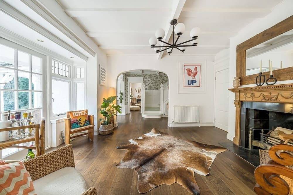 Palm Court Retreats, 2 Luxury Cosy Hideaways on Cornwall’s South Coast in Polperro, Cornwall