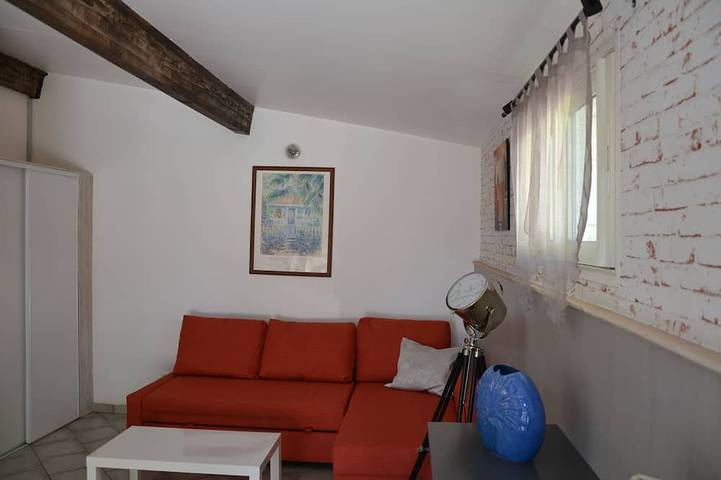 Gite with private spa and enclosed terrace close to shops and rivers in Lagorce, Ardèche