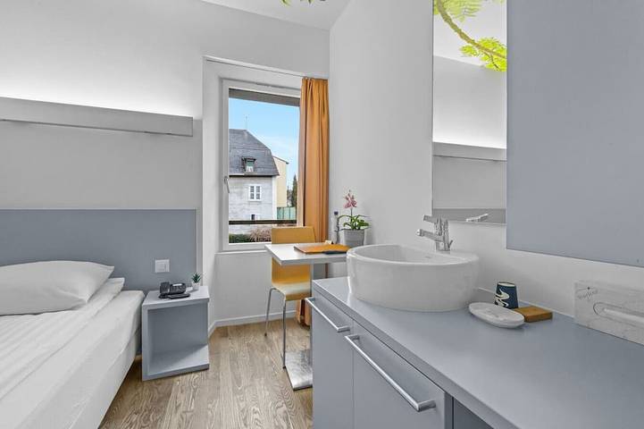 Chaleureuse chambre simple au coeur de Sierre in Sierre, Région de Sion-Sierre