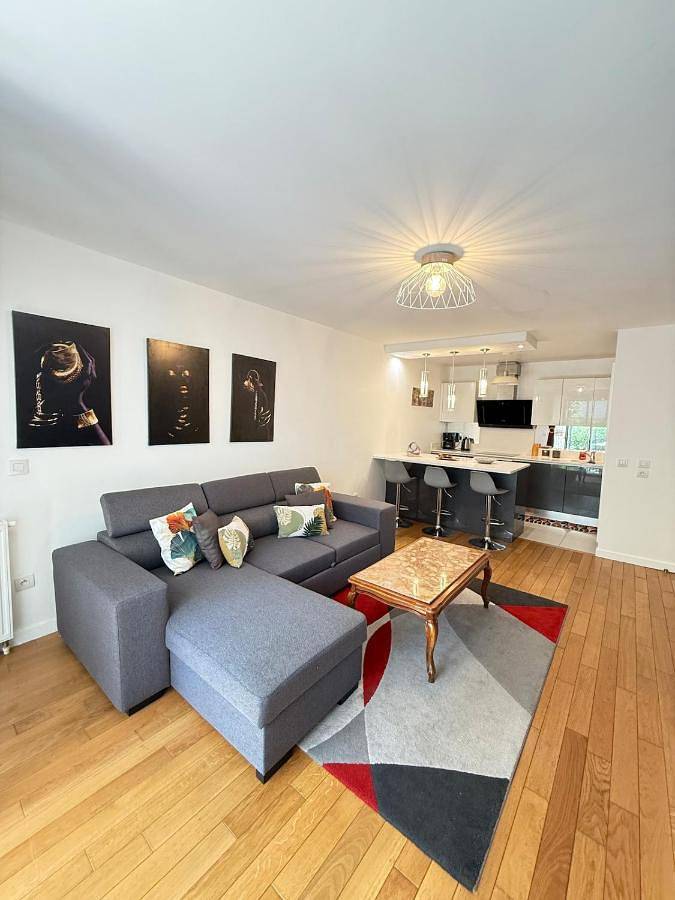 Gîte pour 6 personnes, avec terrasse à Saint-Cloud - 4