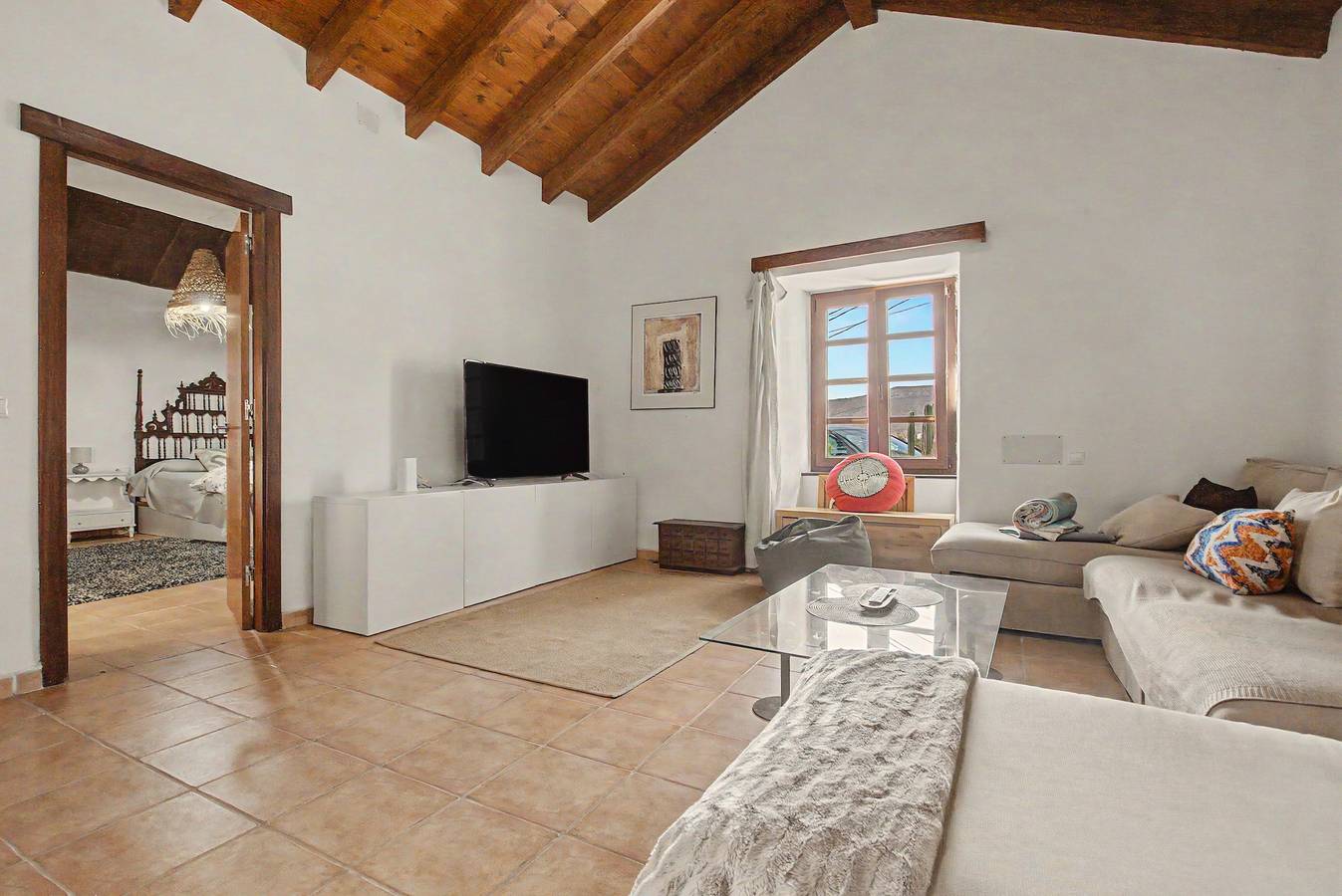 Appartamento intero, Appartamento Vacanze 'Emblematica Miranda - 1' con Vista Montagna, Balcone e Wi-Fi in Tetir, Puerto del Rosario
