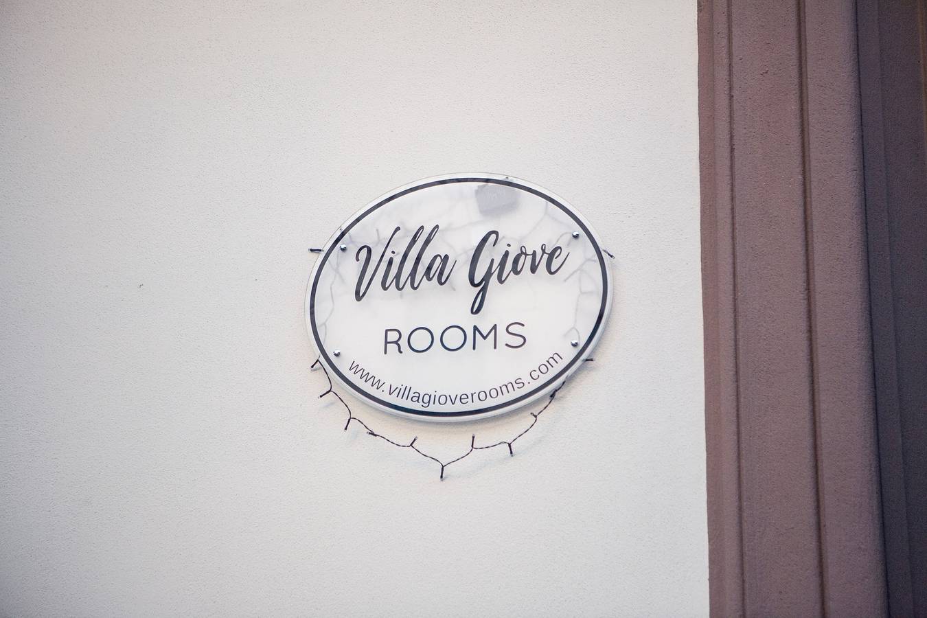 Chambre Peonia – Lit double, terrasse privée, Wi-Fi, climatisation et salle de bain accessible in Prato, Province de Prato