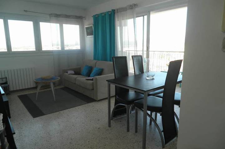 Gîte pour 3 personnes, avec terrasse et jacuzzi dans Plage du Capitole - 2