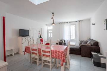 Holiday Rental for 7 People in Les Sables-d'Olonne, Vendée, Photo 3