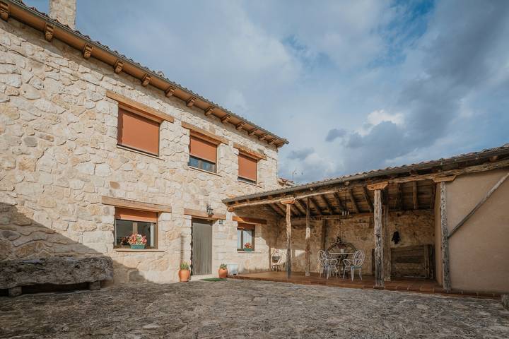 Casa rural para 8 personas - 1