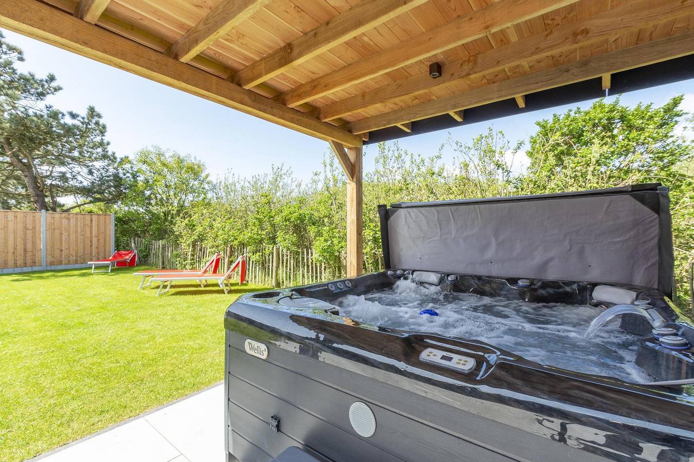Callinghe Vakanties — Wellness Villa Lotje in Julianadorp, Niederländische Nordsee