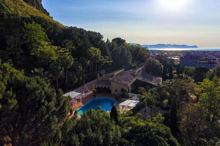 Villa per 16 persone, con sauna e giardino nonché idromassaggio - 1