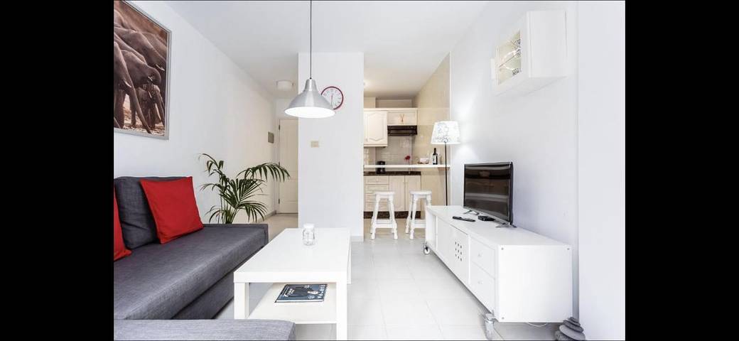Ferienwohnung für 6 Personen, mit Balkon und Terrasse sowie Ausblick in Puerto Naos
