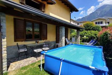 Ferienhaus für 4 Personen, mit Garten in Colico