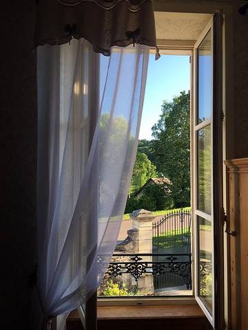 Chambre d’hôte pour 2 personnes, avec jardin en Bourgogne-Franche-Comté