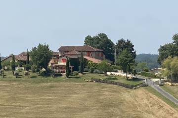 Gîte pour 5 personnes, avec jardin à Boulogne-sur-Gesse