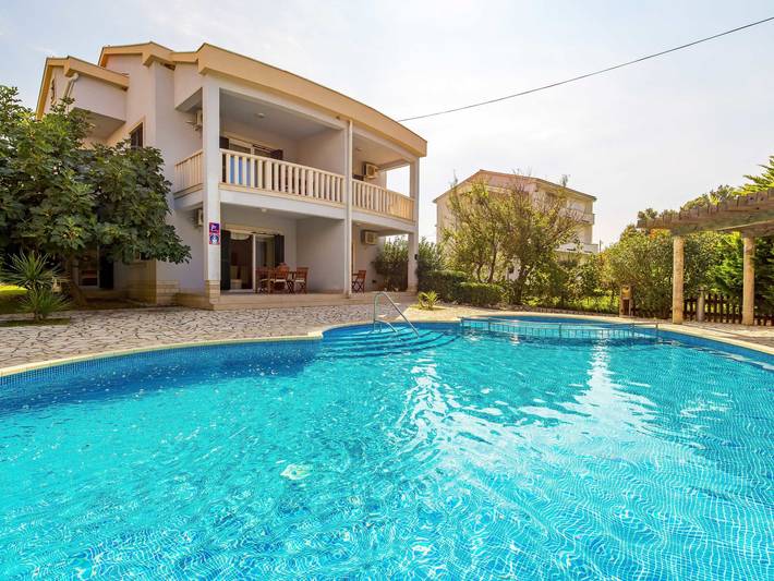 Ferienwohnung für 4 Personen, mit Garten und Terrasse sowie Kinderpool - 1