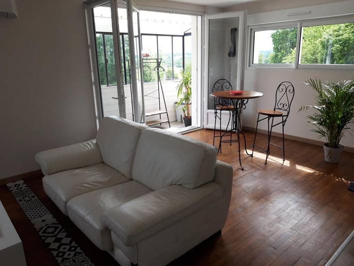 Location de vacances pour 2 personnes, avec Jacuzzi et Terrasse ainsi que Jardin et Sauna à Bagnoles-de-l'Orne - 2