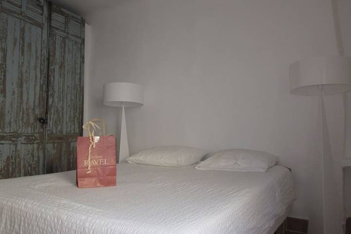 Gîte pour 12 personnes, avec jacuzzi, animaux acceptés dans Port De Cassis - 2