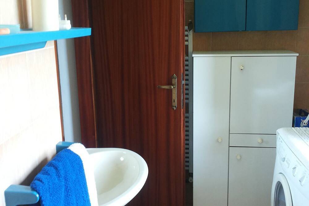 Magnifica villa indipendente per 4 persone con Wifi, Tv, animali ammessi e vista panoramica in Porretta Terme, Provincia di Bologna