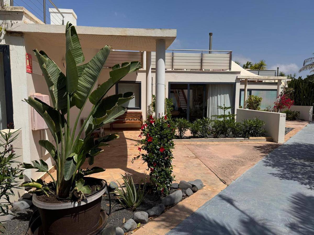 Three-Bedroom Villa in Playa Esmeralda Norte, Pájara