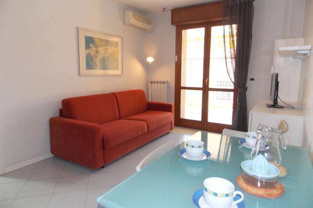 Appartamento intero, Accogliente casa vacanze con vista incantevole in Piper Beach, Grado
