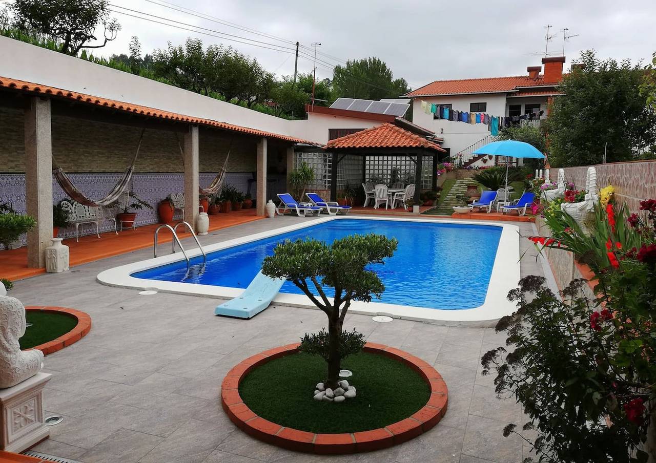 Spacious Villa with Private Pool in Oliveira de Azeméis in Oliveira de Azeméis, Santiago de Riba-Ul, Ul, Macinhata da Seixa e Madail, Aveiro District