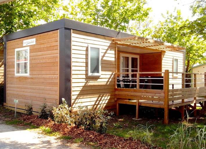 Location de vacances pour 4 personnes, avec Jacuzzi et Terrasse à L'Houmeau