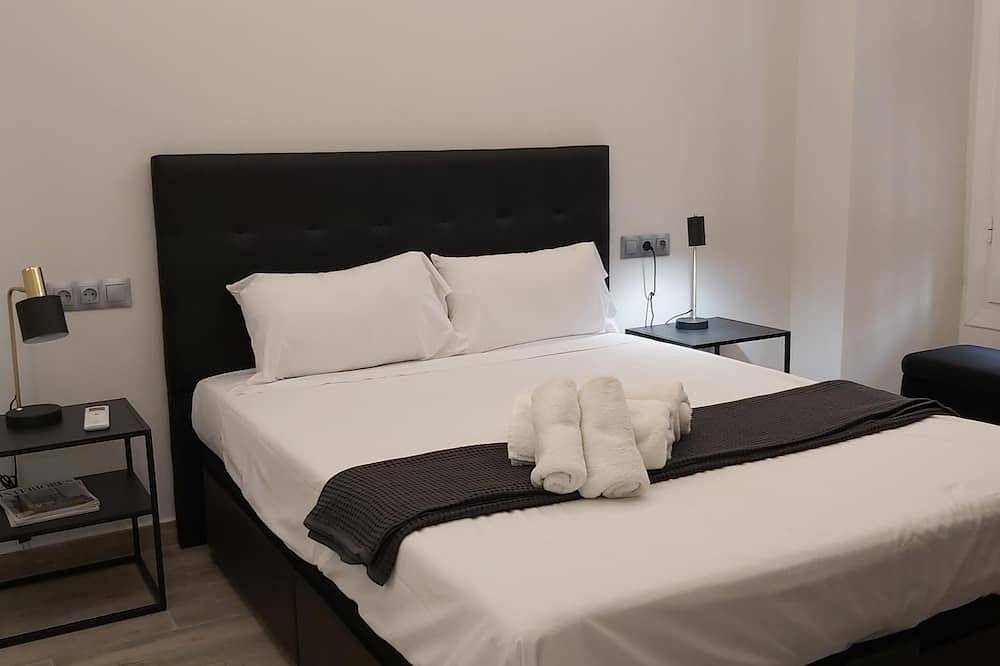 Entire apartment, Del Parque Flats Marin Garcia in Malaga Centro Historico, Malaga