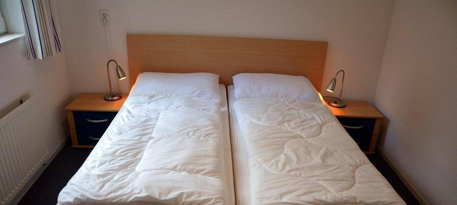 Freistehendes 6-Personen-Ferienhaus mit Sauna, direkt am Wasser in Westerbork gelegen in Drenthe