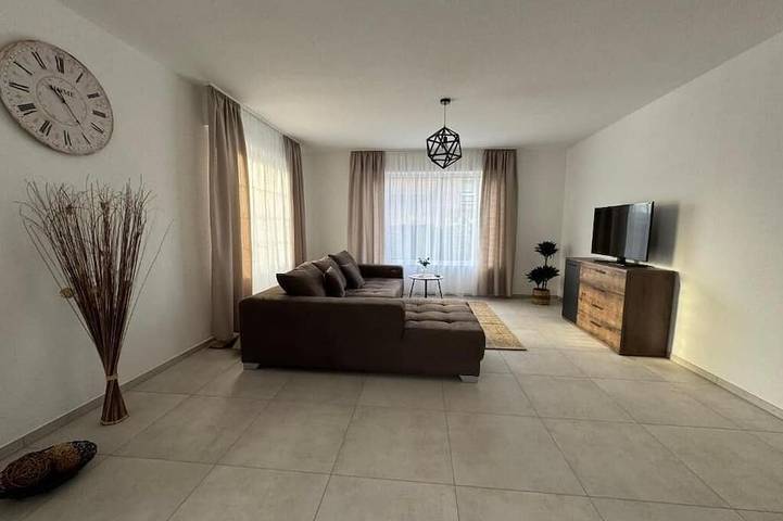Rheiner Wohlfühlsuite mit Garten stadtnah & schnell an der Autobahn in Rheine, Kreis Steinfurt