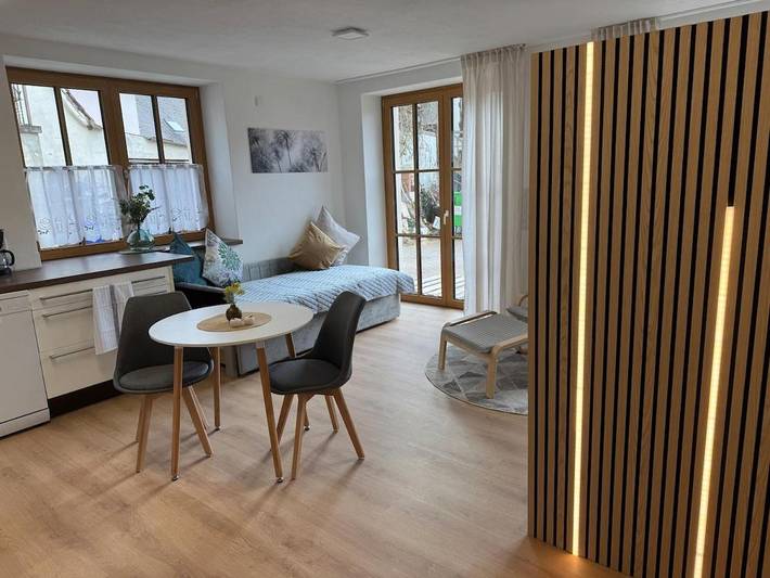 Ferienwohnung für 2 Personen, mit Terrasse in Zirndorf