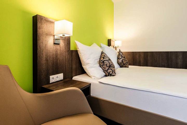 Ferienhaus für 4 Personen, mit Terrasse in Bergheim