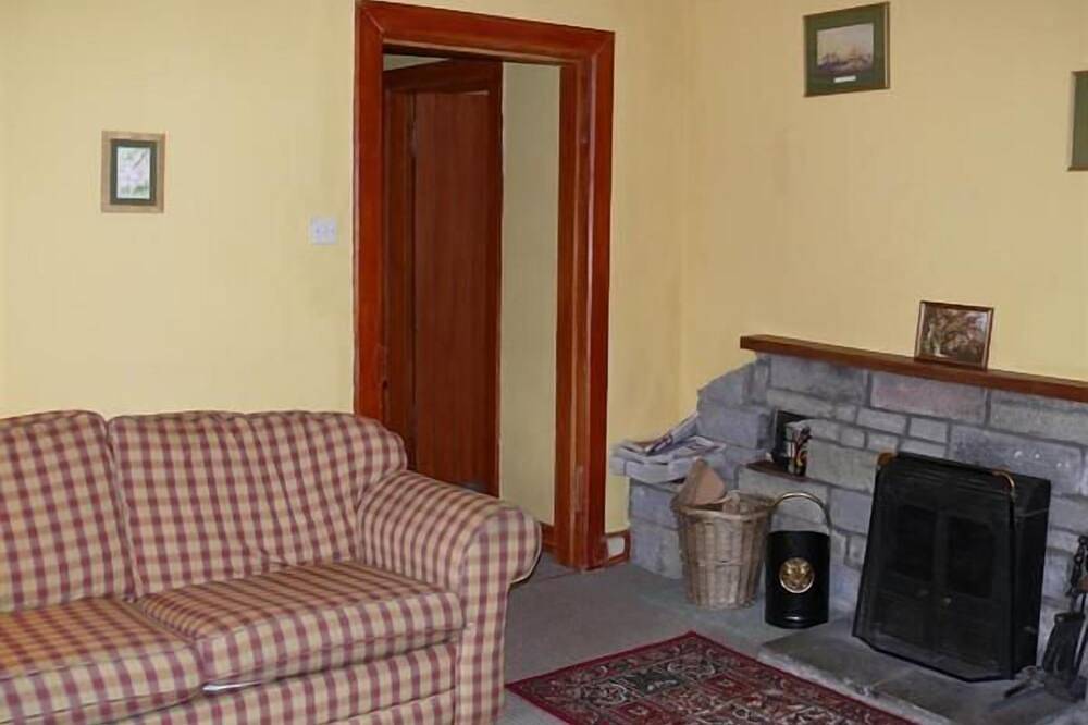 Eagle Lodge, Torhaus neben A73, Carmichael Country Cottages. Haustiere willkommen in Süd Lanarkshire