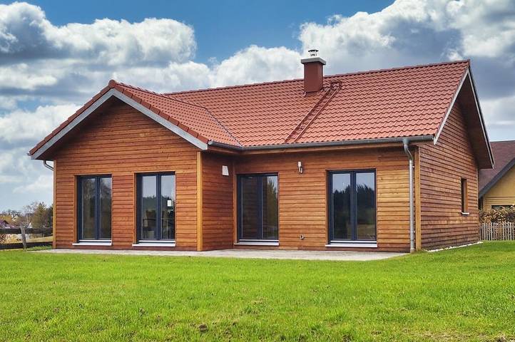 Ferienwohnung für 4 Personen, mit Balkon und Balkon/Terrasse sowie Terrasse und Garten