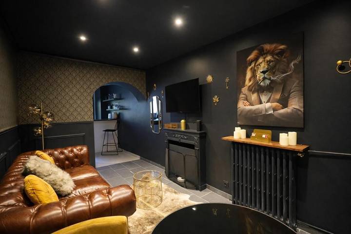 Location de vacances pour 2 personnes, avec Jacuzzi et Terrasse à Épône