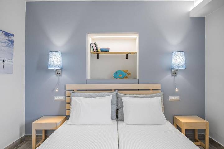 Location de vacances pour 2 personnes, avec vue ainsi que piscine et jardin dans Malia - 2