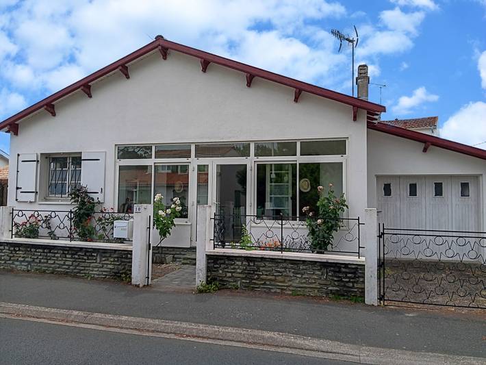 Ferienhaus für 6 Personen, mit Terrasse und Garten