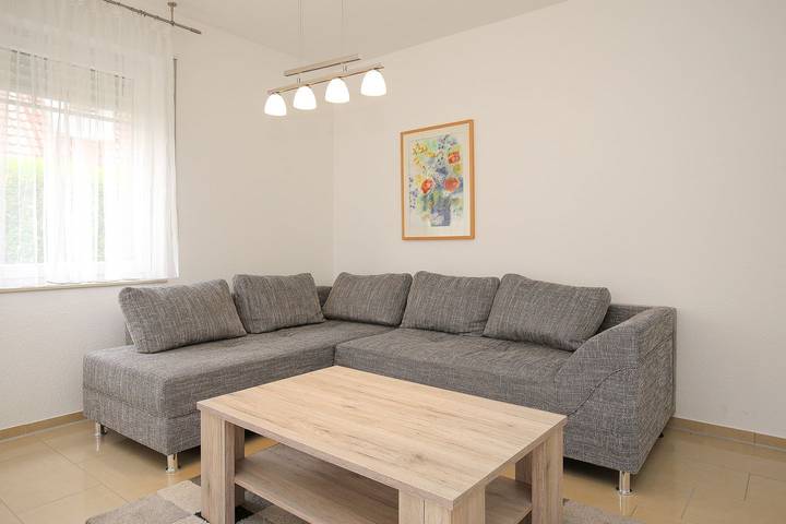 Ferienhaus für 4 Personen, mit Terrasse und Garten in Boltenhagen