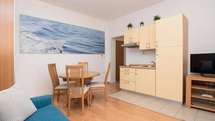 Ferienwohnung für 5 Personen, mit Balkon in Tucepi - 4