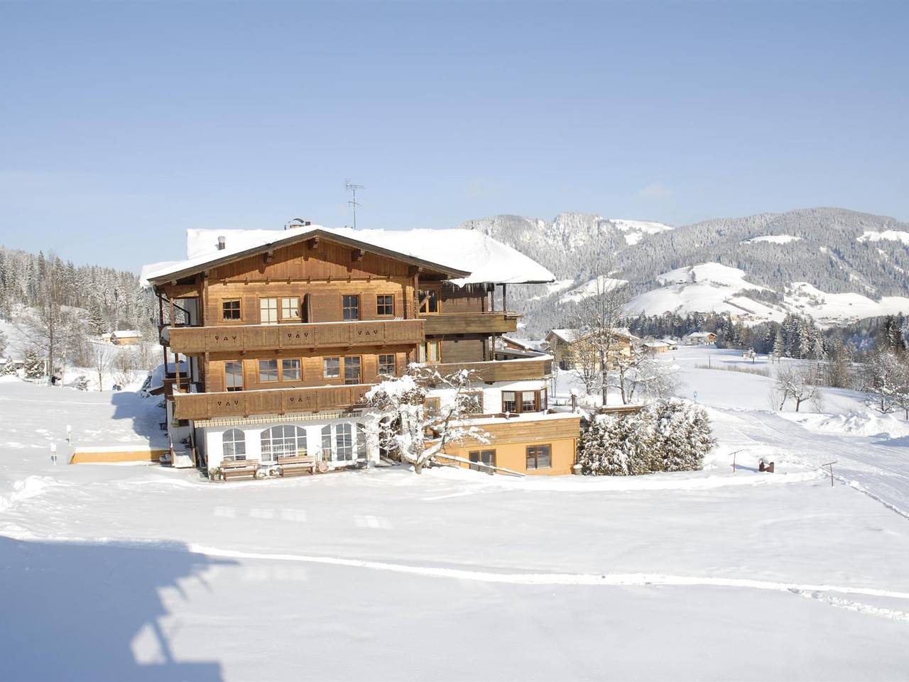 Apparthotel Luzenberg - Doppelzimmer in Auffach, Wildschönau
