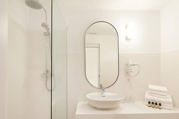 Hôtel pour 3 personnes, avec vue dans El Trampoli - 4