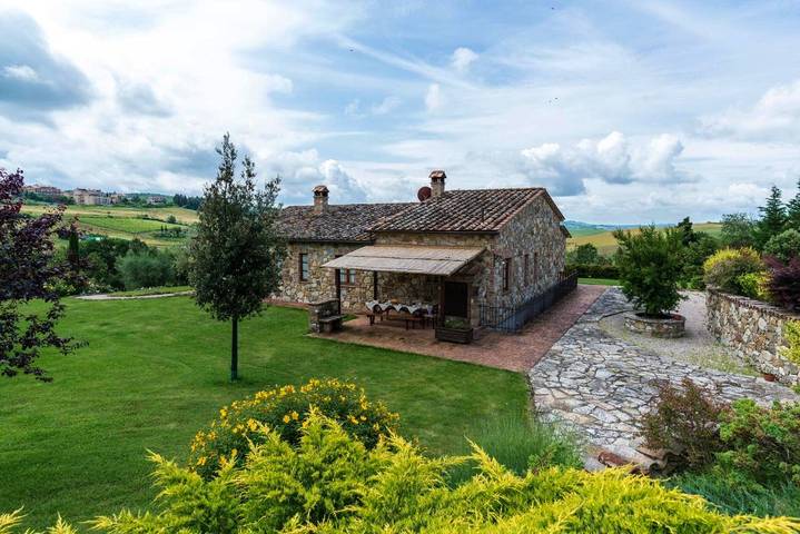 Casa vacanza per 4 persone, con Terrazza e Giardino nonché Piscina e Panorama a San Casciano dei Bagni