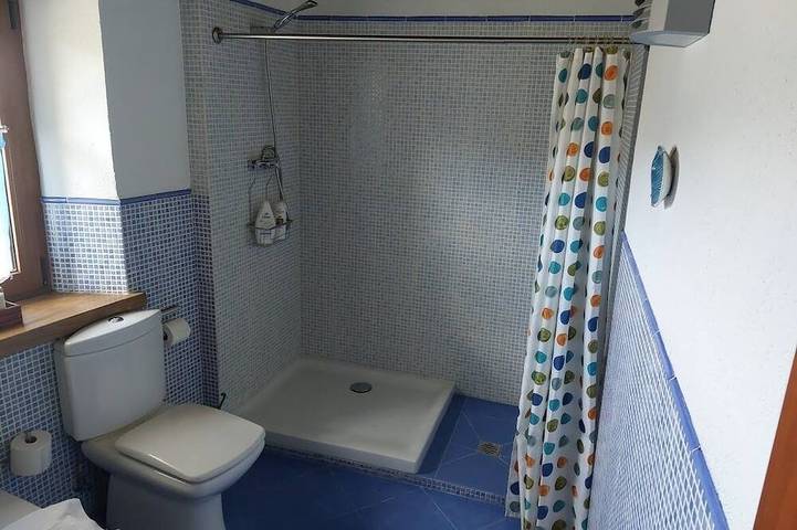 Villa de lujo con piscina climatizada y sala de juegos, enclavada en la montaña in Navafría, Provincia de Segovia
