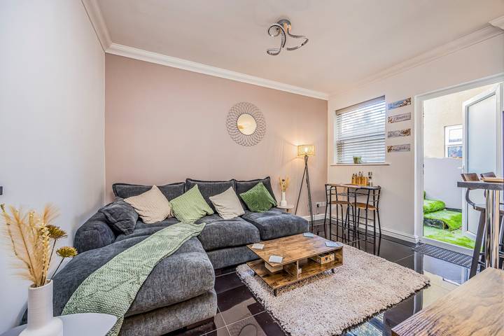 Gîte pour 2 personnes, avec Jacuzzi à Portsmouth