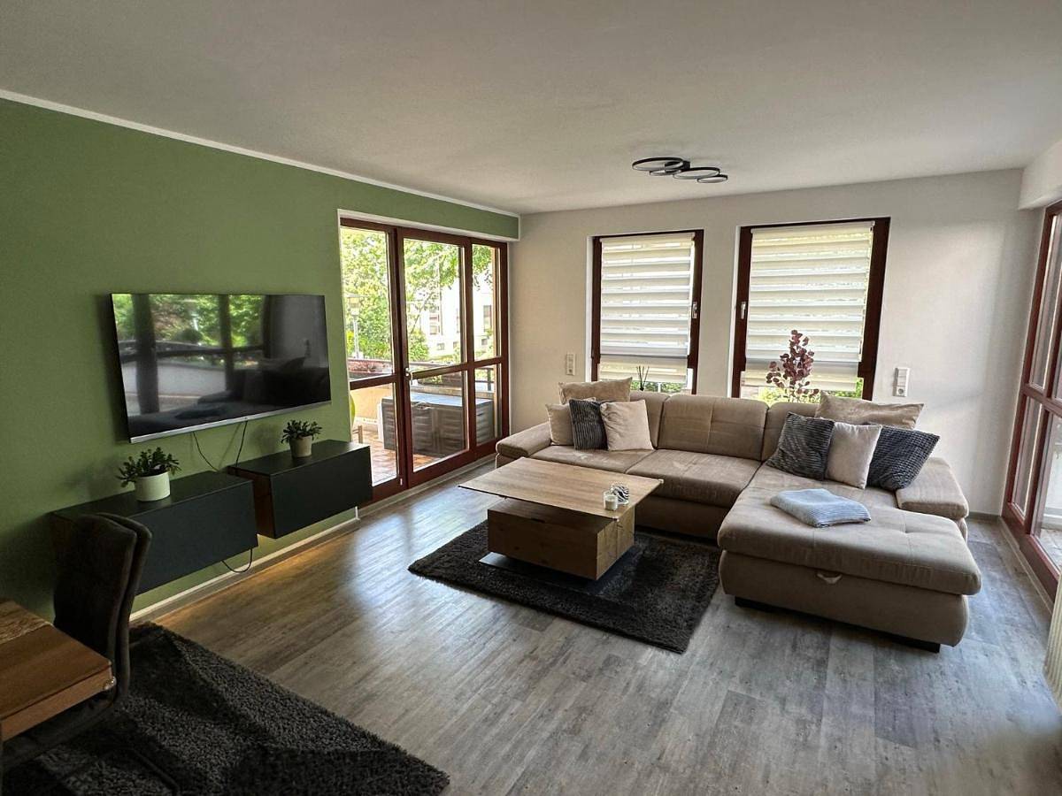 Ganze Wohnung, Fhv01 - Ferienwohnung 100m² 6 Personen Garten und Terrasse 2x Wc in Taucha, Nordsachsen
