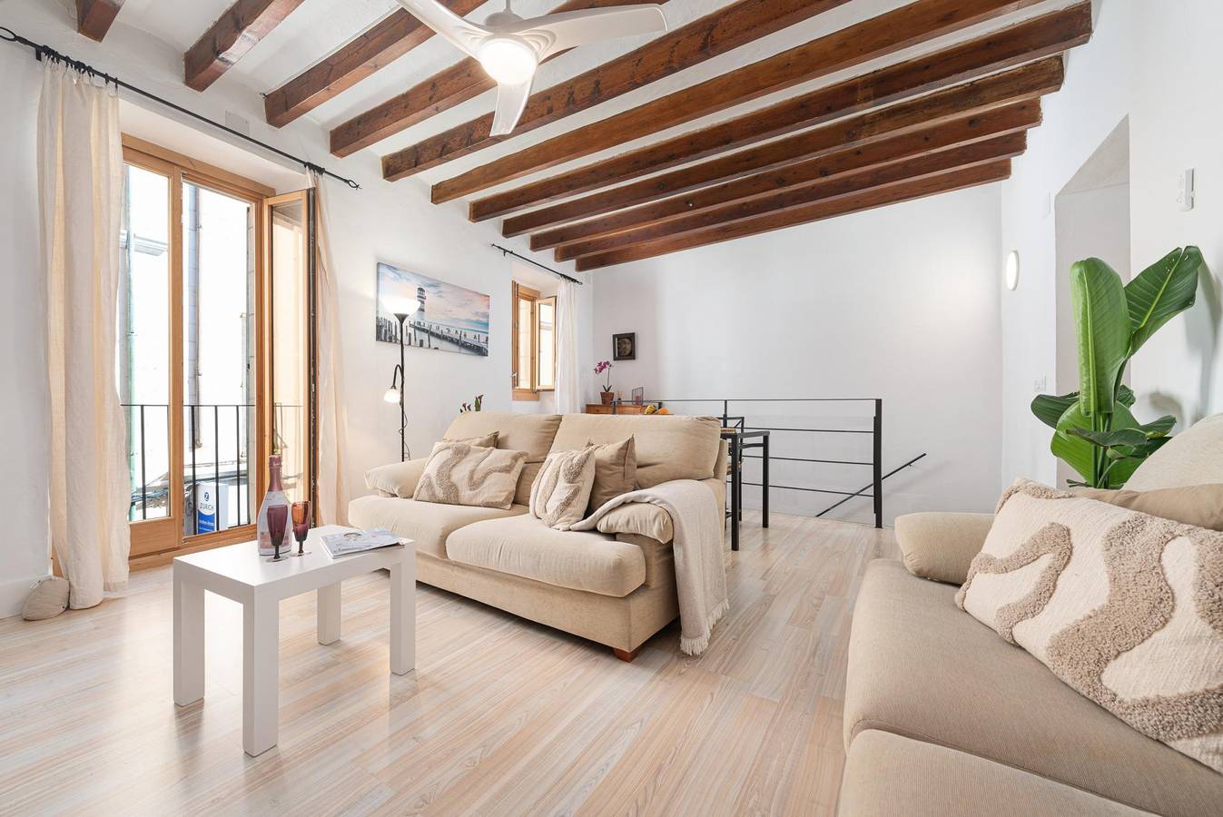 Apartamento vacacional entero, Casa Mercat - Apartamento para parejas en Pollença. Wifi Gratis in Pollensa Ciudad, Pollença