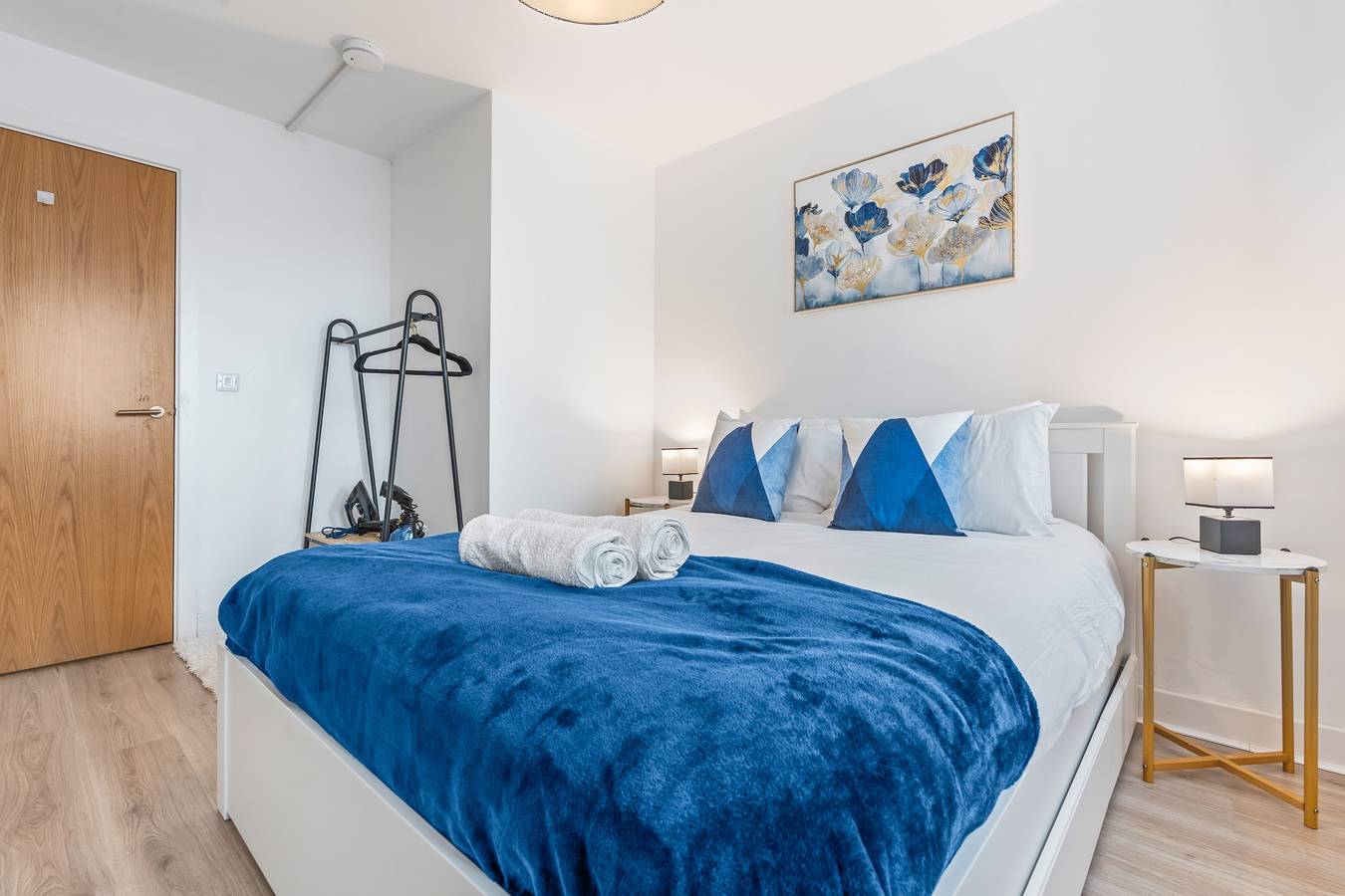 Ganze Ferienwohnung, Couples- Business- Sleeps 2- Pets- Wifi- Parking in Coventry, Birmingham und Umgebung