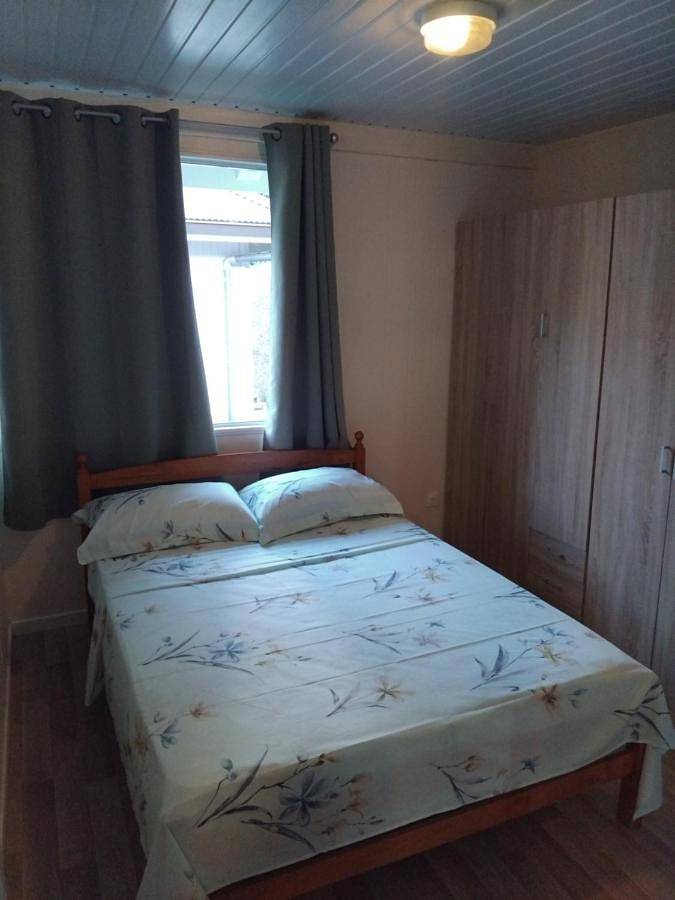 Location de vacances pour 6 personnes, avec jardin ainsi que vue et terrasse dans Uturoa - 4