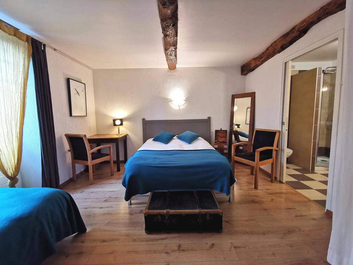 Logis Hotel Restaurant La Barguillere in Saint-Pierre-de-Rivière, Parc naturel régional des Pyrénées ariégeoises