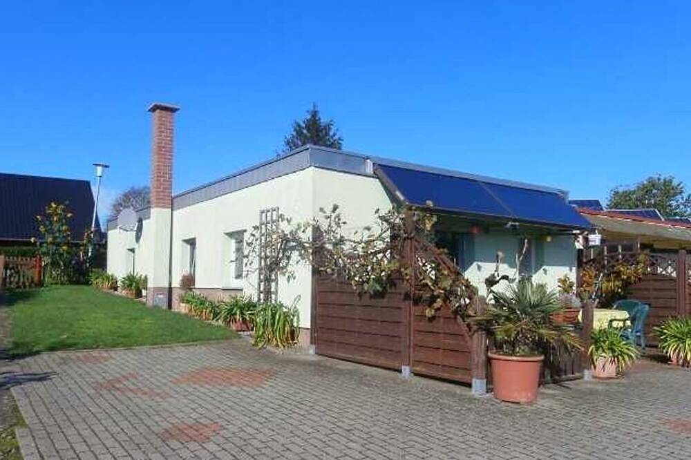 Ganze Wohnung, Familien-Ferienhaus unweit vom Kummerower See in Malchin, Kummerower See