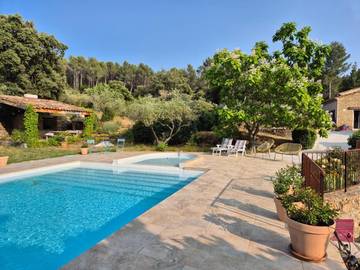 Maison d’hôte pour 2 personnes, avec piscine ainsi que jardin et jacuzzi à Le Beausset