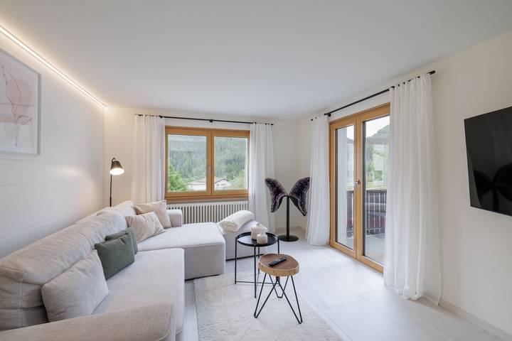 Appartamento intero, Ferienwohnung Haus Bergjuwel Aura - Ferienwohnung Chasa Aura in Scuol, Lower Engadine