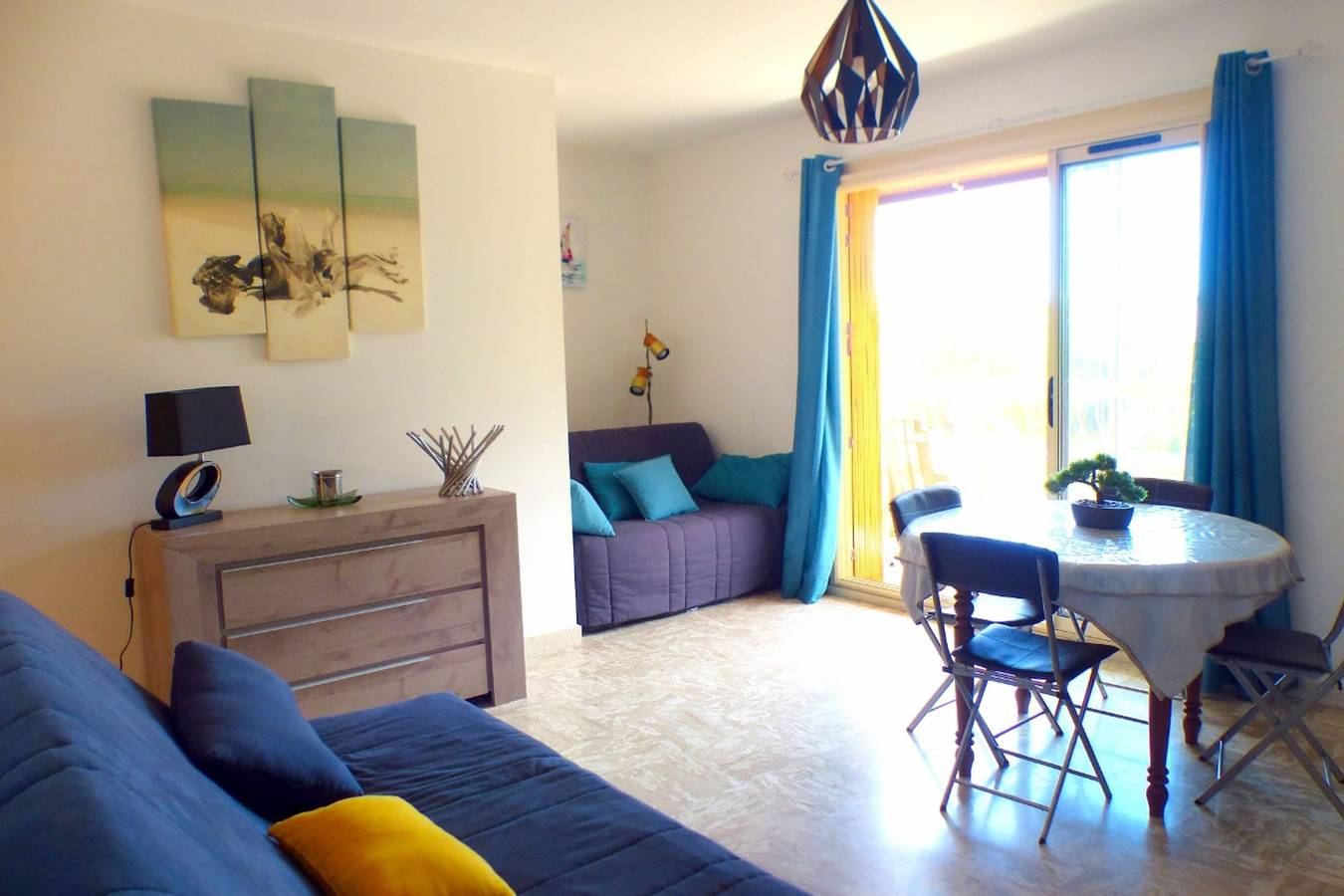 Appartement De Vacances pour 4 Personnes dans Sanary-sur-Mer, Région de Toulon